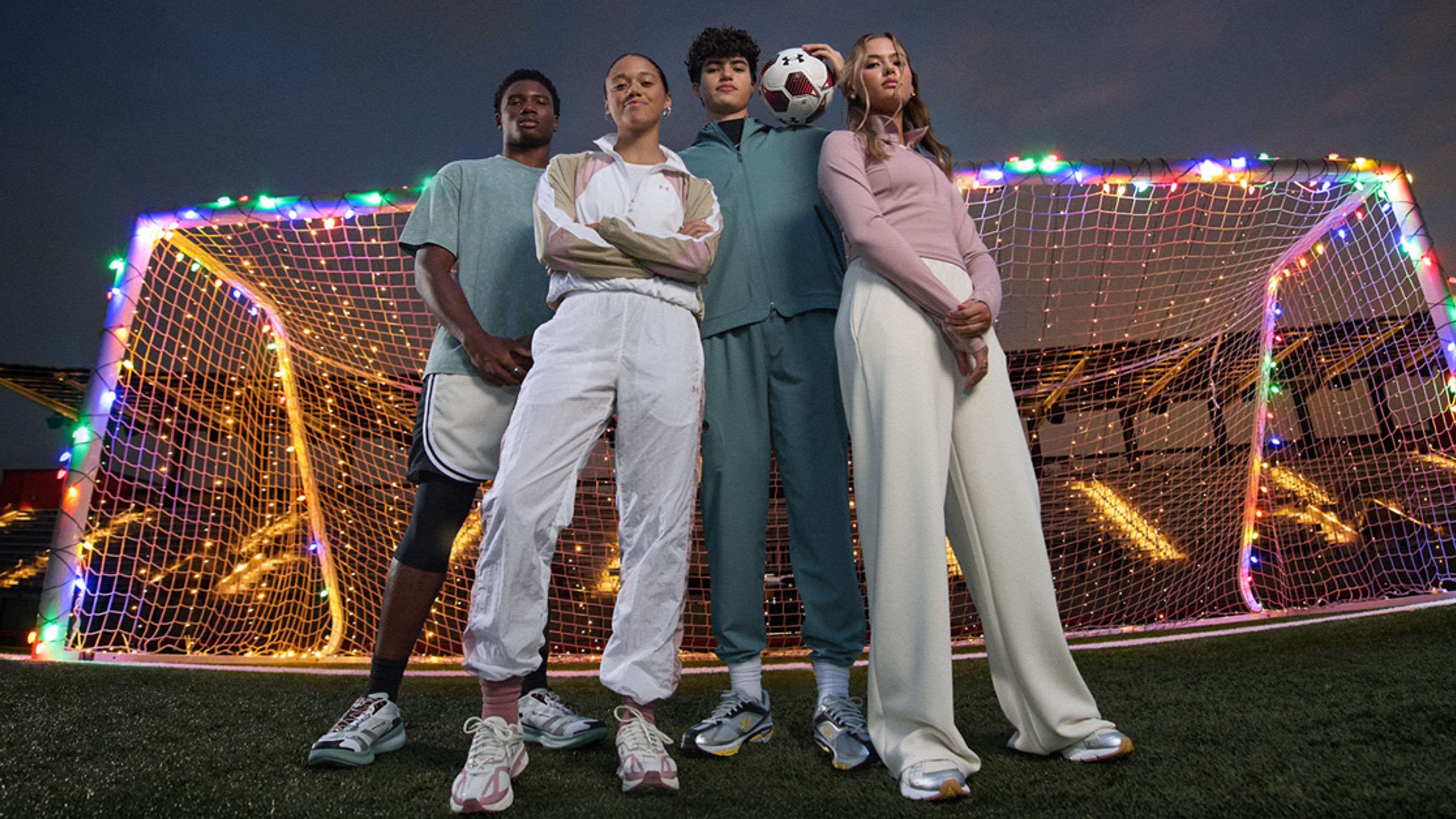 Sepanduk Black Friday - Under Armour